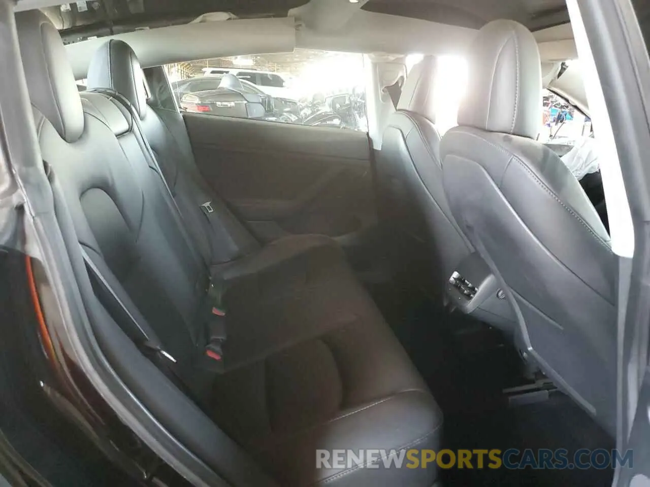 10 Photograph of a damaged car 5YJ3E1EC0MF060360 TESLA MODEL 3 2021