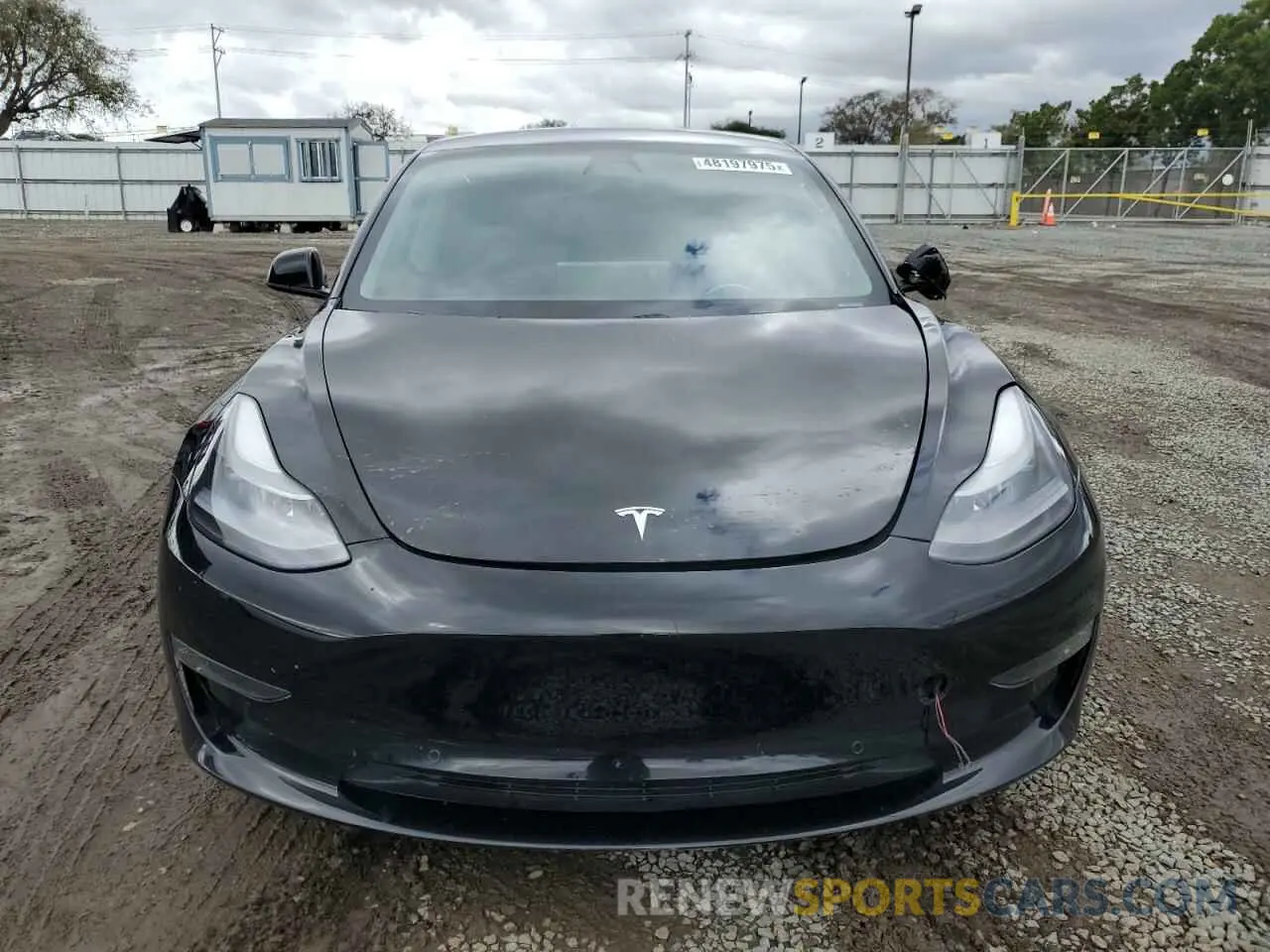 5 Photograph of a damaged car 5YJ3E1EC0MF075439 TESLA MODEL 3 2021