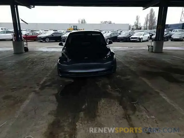 11 Photograph of a damaged car 5YJ3E1EC1MF074350 TESLA MODEL 3 2021