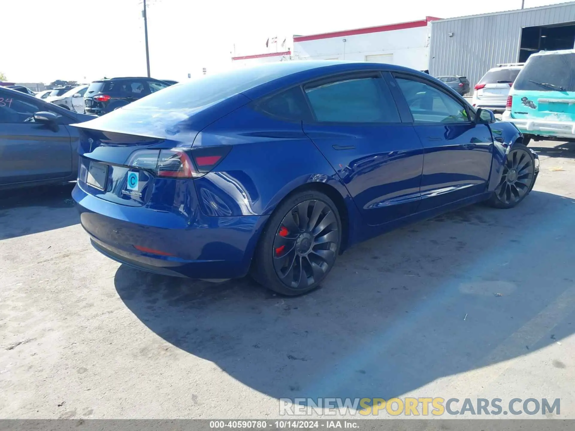 4 Photograph of a damaged car 5YJ3E1EC1MF984872 TESLA MODEL 3 2021