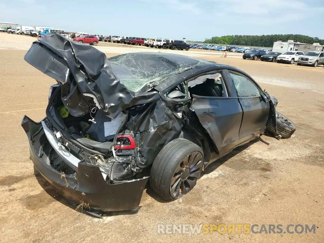 3 Photograph of a damaged car 5YJ3E1EC2MF055810 TESLA MODEL 3 2021