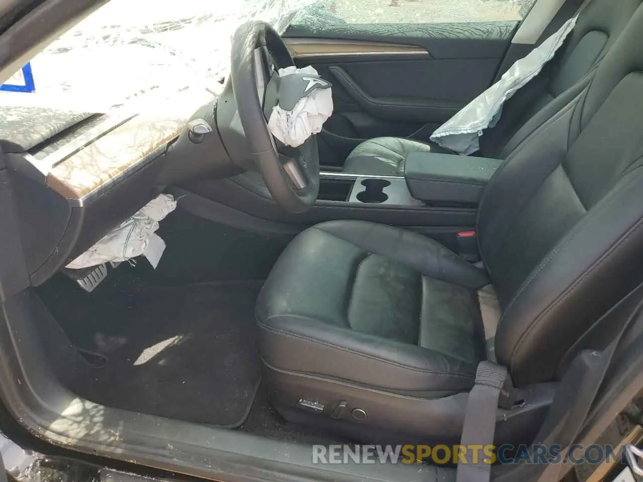 7 Photograph of a damaged car 5YJ3E1EC2MF055810 TESLA MODEL 3 2021