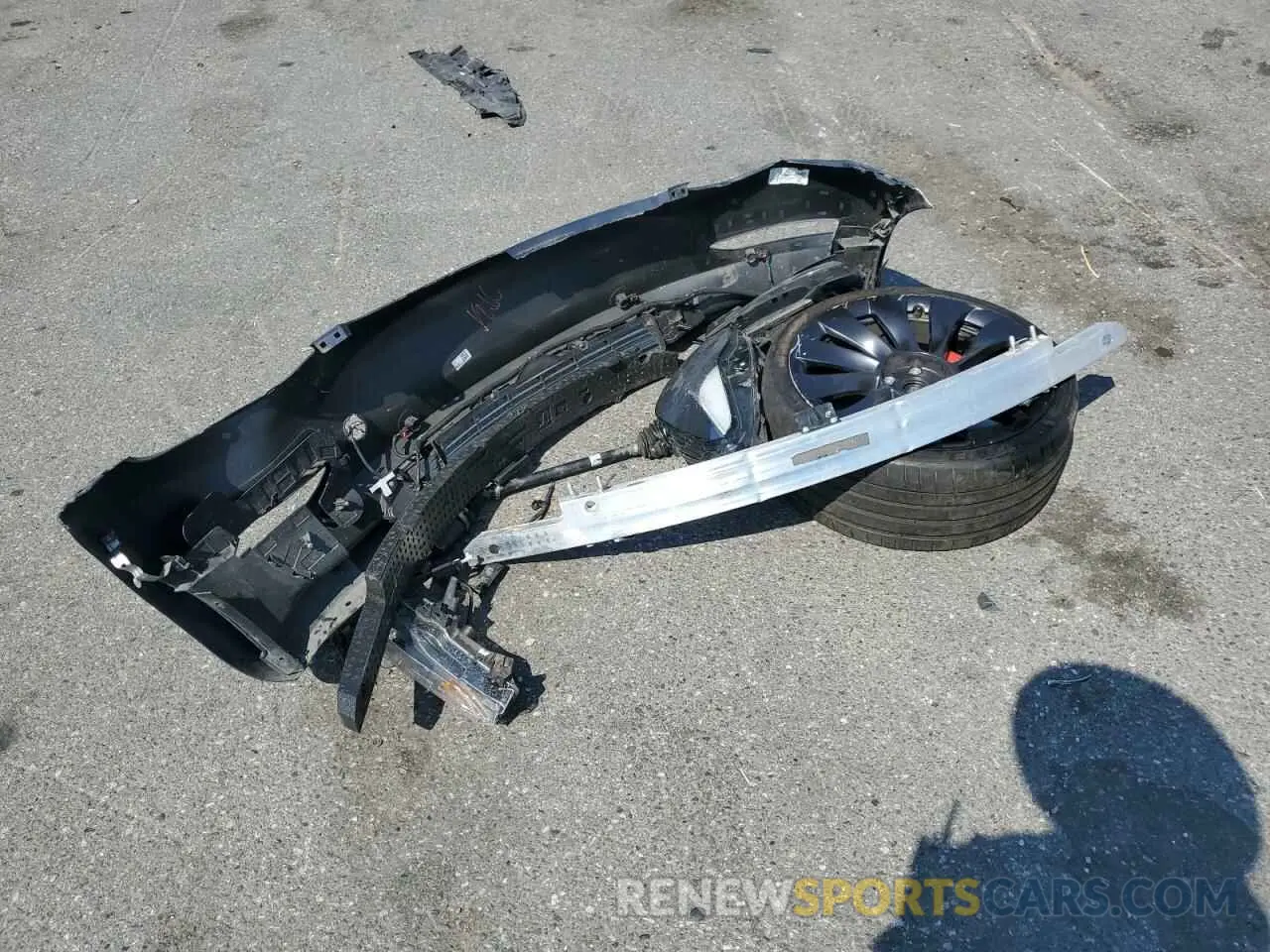 14 Photograph of a damaged car 5YJ3E1EC2MF072929 TESLA MODEL 3 2021