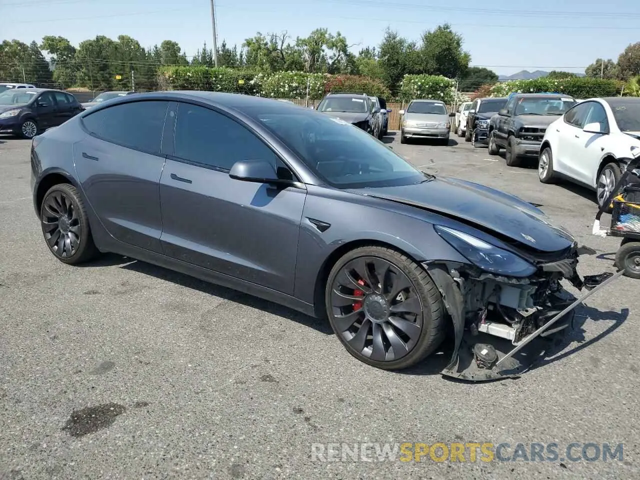 4 Photograph of a damaged car 5YJ3E1EC2MF072929 TESLA MODEL 3 2021