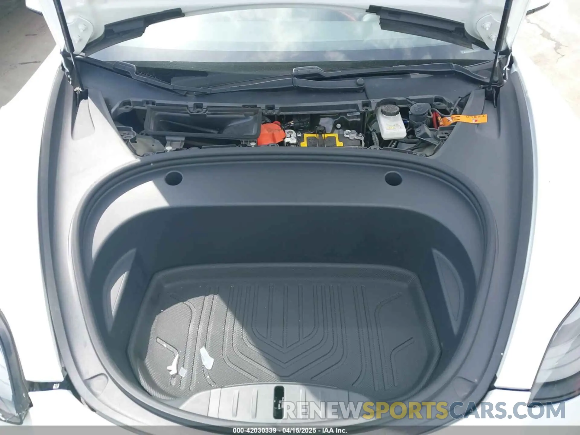 10 Photograph of a damaged car 5YJ3E1EC2MF084594 TESLA MODEL 3 2021