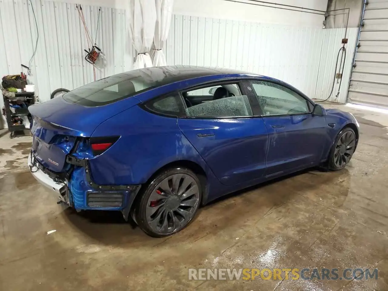 3 Photograph of a damaged car 5YJ3E1EC2MF086958 TESLA MODEL 3 2021