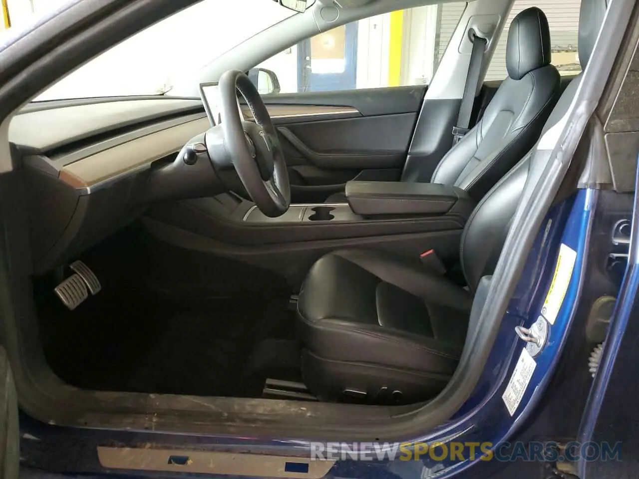 7 Photograph of a damaged car 5YJ3E1EC2MF086958 TESLA MODEL 3 2021