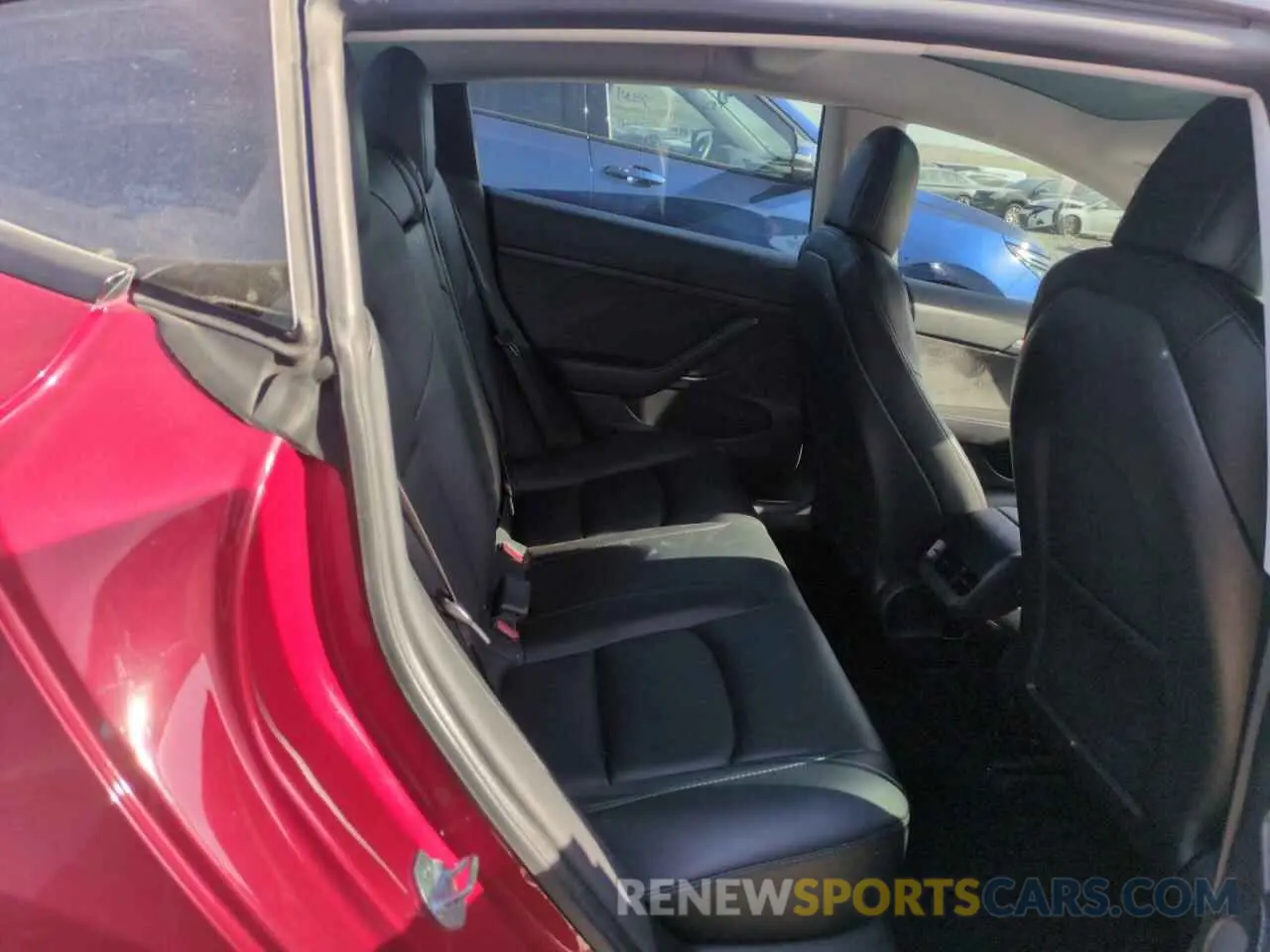 10 Photograph of a damaged car 5YJ3E1EC2MF091948 TESLA MODEL 3 2021