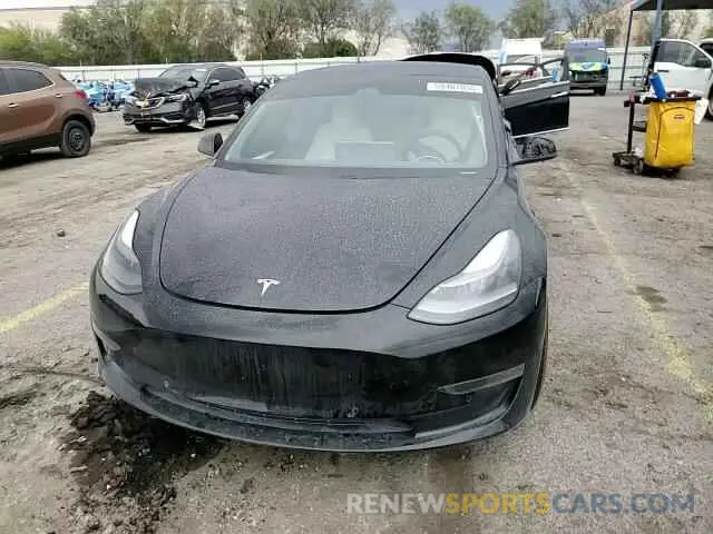 13 Photograph of a damaged car 5YJ3E1EC2MF984962 TESLA MODEL 3 2021