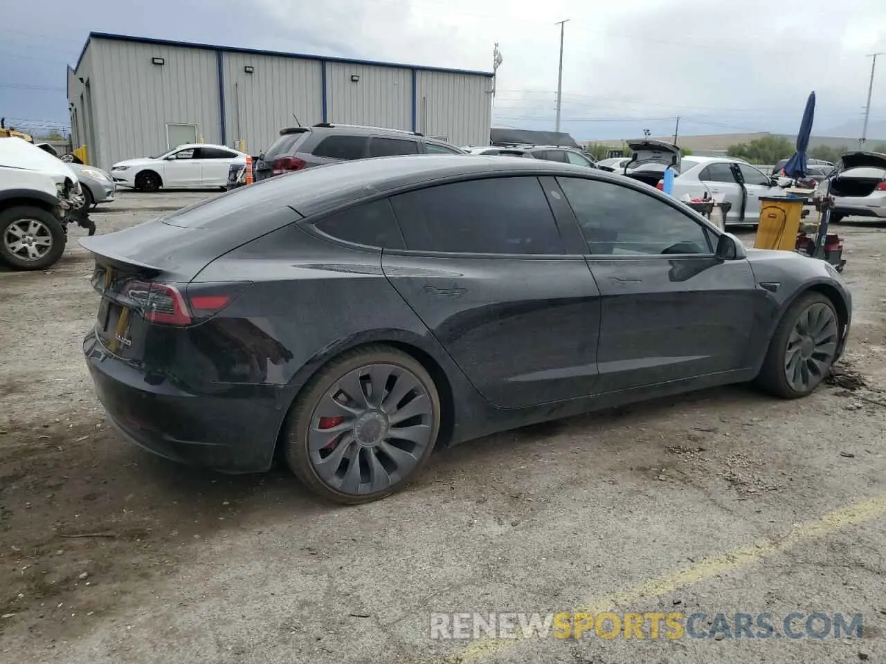 3 Photograph of a damaged car 5YJ3E1EC2MF984962 TESLA MODEL 3 2021