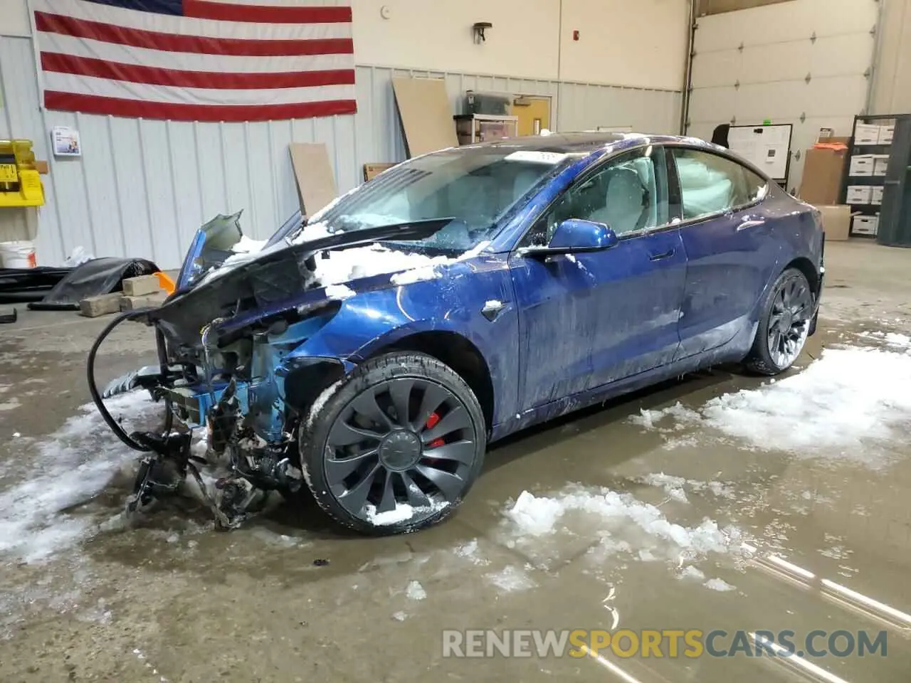 1 Photograph of a damaged car 5YJ3E1EC2MF985030 TESLA MODEL 3 2021
