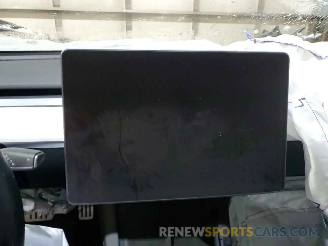 9 Photograph of a damaged car 5YJ3E1EC2MF985030 TESLA MODEL 3 2021