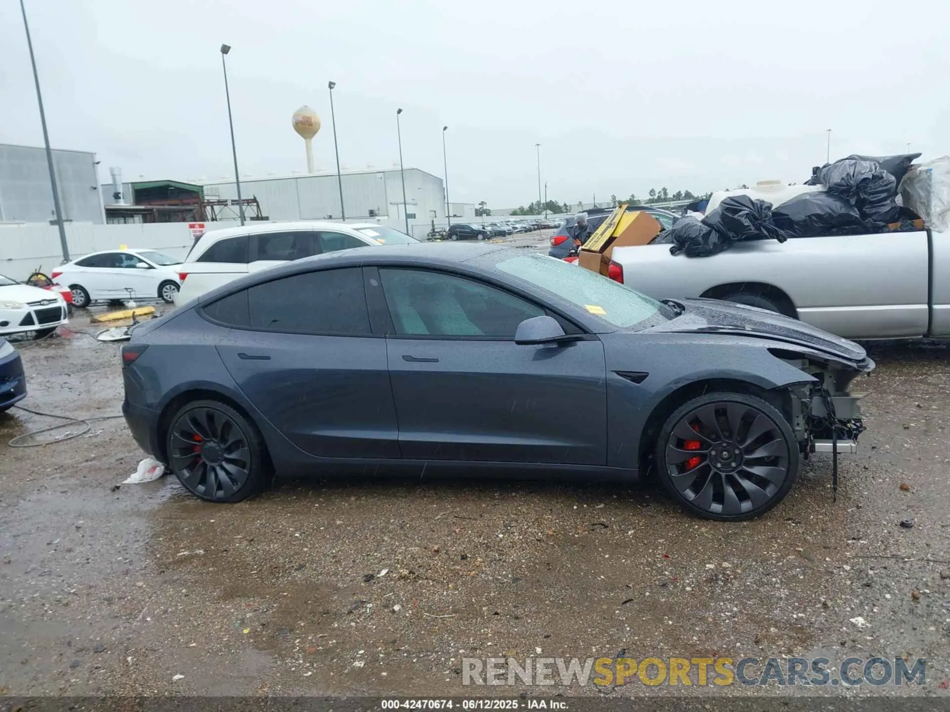 14 Photograph of a damaged car 5YJ3E1EC3MF028289 TESLA MODEL 3 2021
