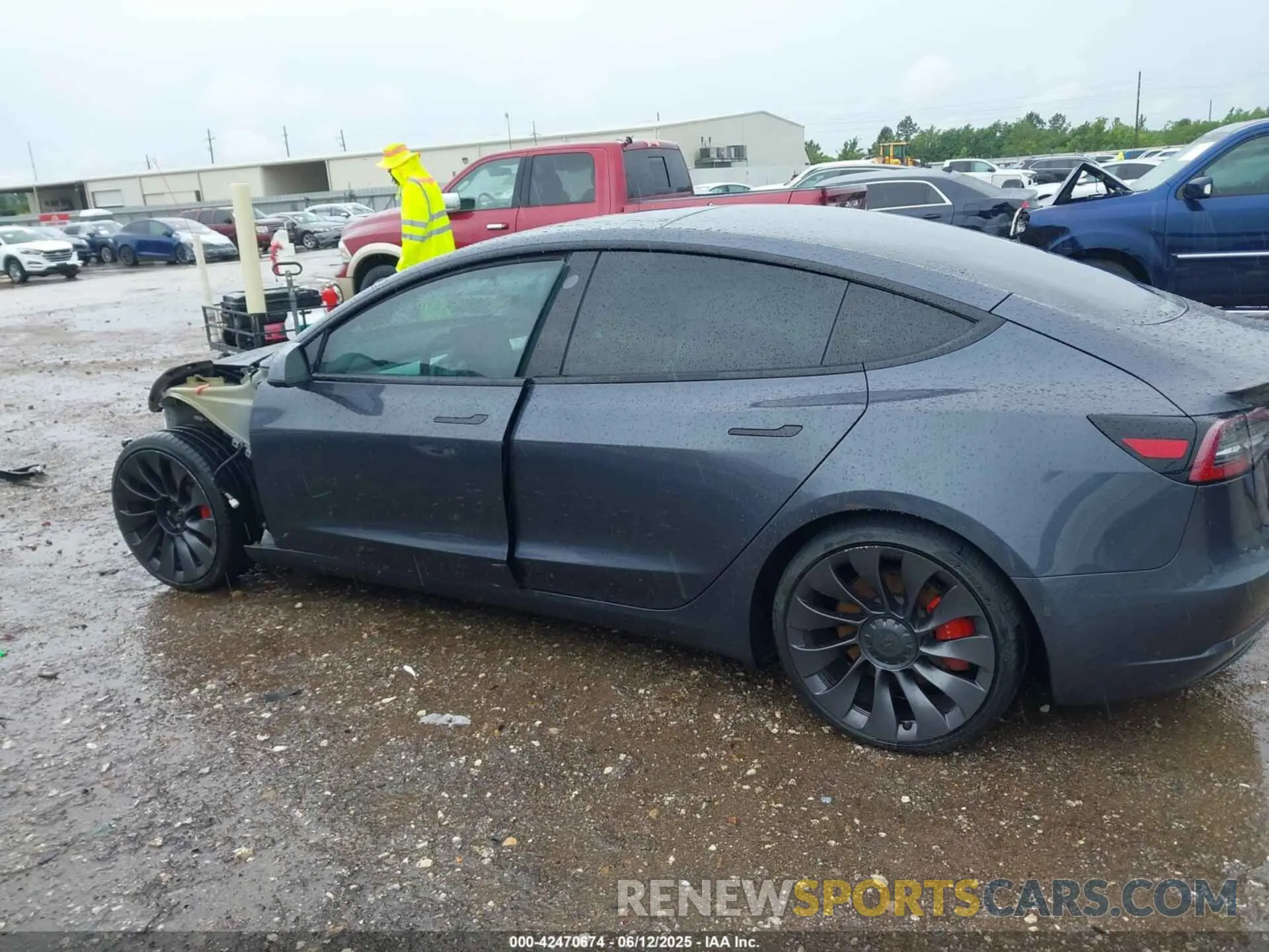 15 Photograph of a damaged car 5YJ3E1EC3MF028289 TESLA MODEL 3 2021