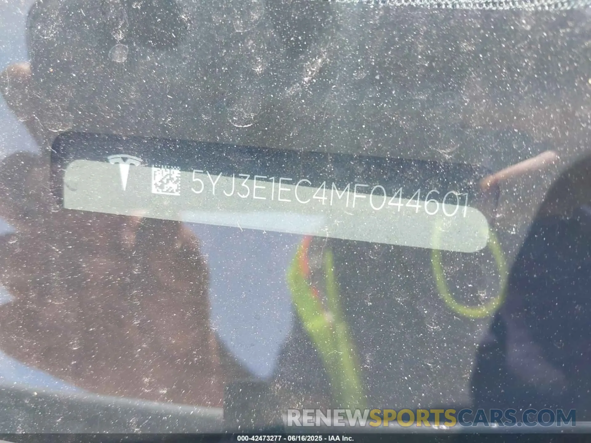 9 Photograph of a damaged car 5YJ3E1EC4MF044601 TESLA MODEL 3 2021