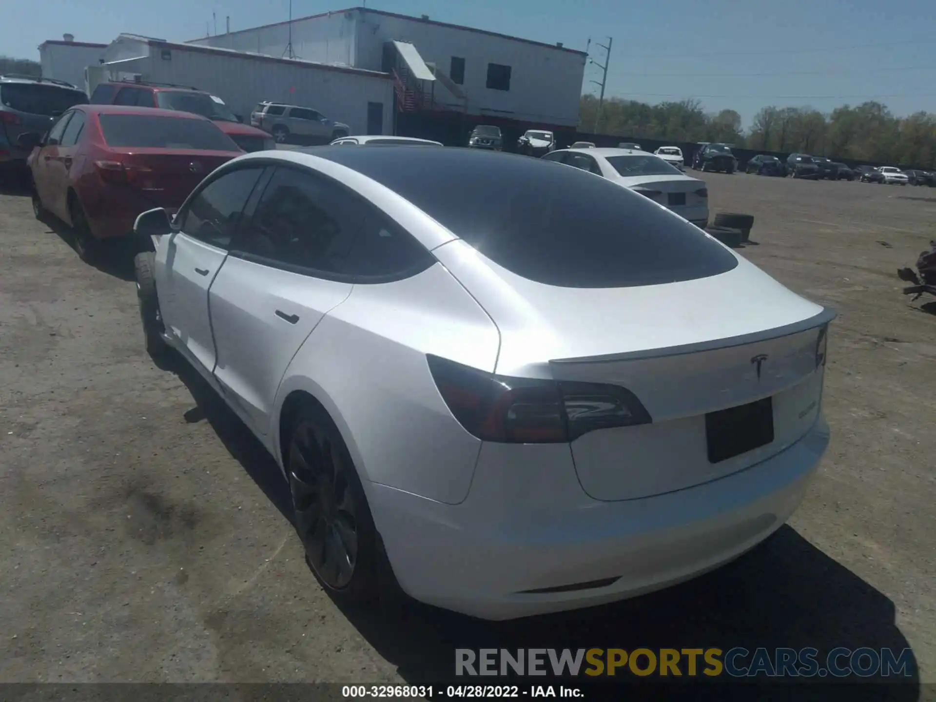 3 Photograph of a damaged car 5YJ3E1EC4MF097346 TESLA MODEL 3 2021