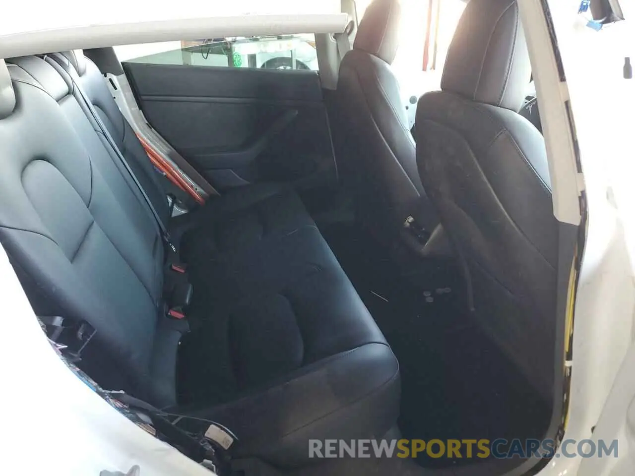 10 Photograph of a damaged car 5YJ3E1EC4MF988446 TESLA MODEL 3 2021