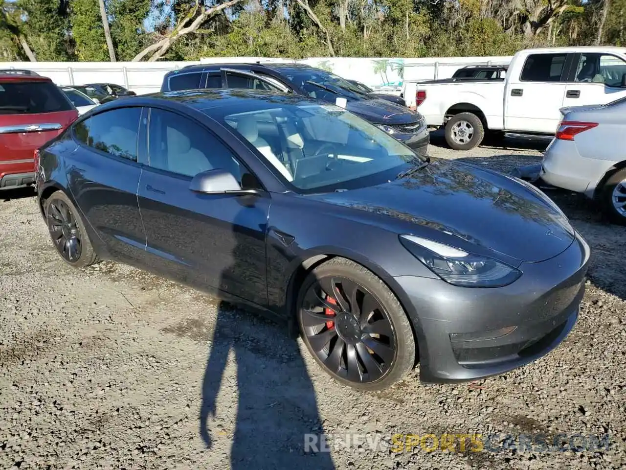 4 Photograph of a damaged car 5YJ3E1EC4MF988608 TESLA MODEL 3 2021