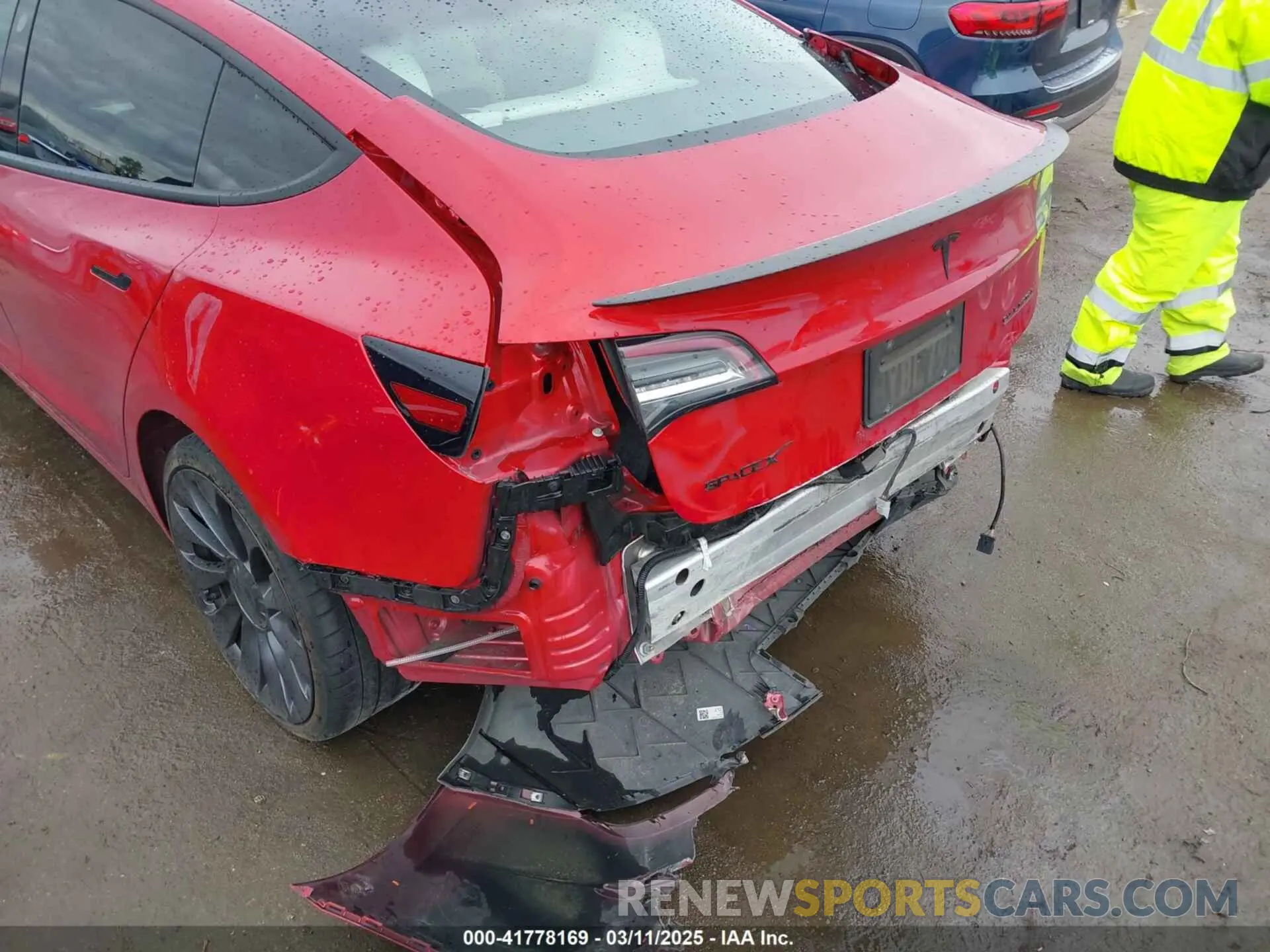 20 Photograph of a damaged car 5YJ3E1EC5MF050598 TESLA MODEL 3 2021