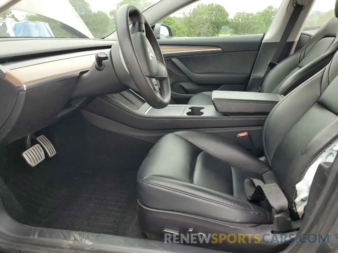 7 Photograph of a damaged car 5YJ3E1EC5MF064890 TESLA MODEL 3 2021