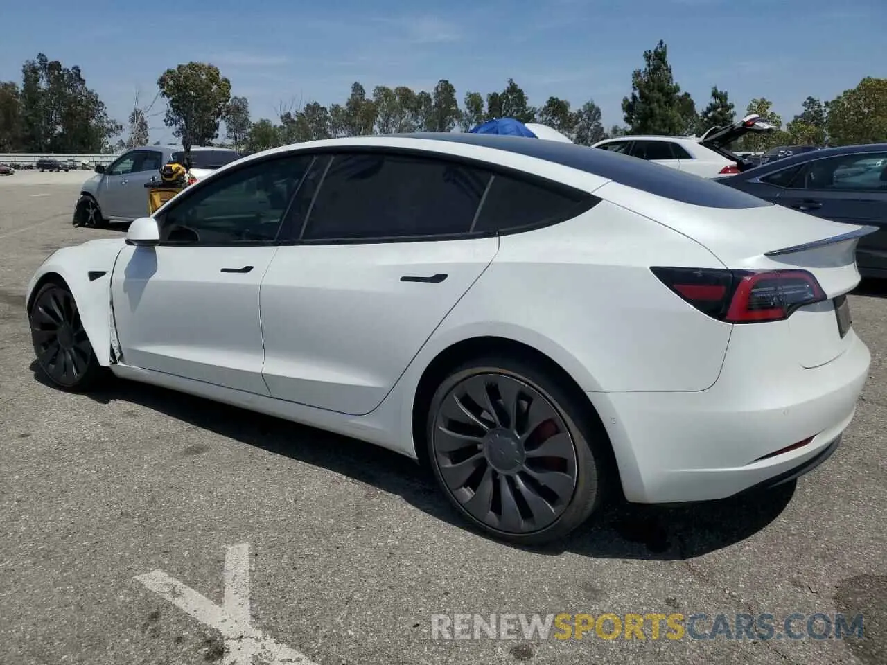 2 Photograph of a damaged car 5YJ3E1EC5MF076277 TESLA MODEL 3 2021