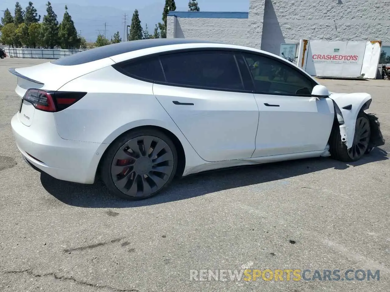 3 Photograph of a damaged car 5YJ3E1EC5MF076277 TESLA MODEL 3 2021