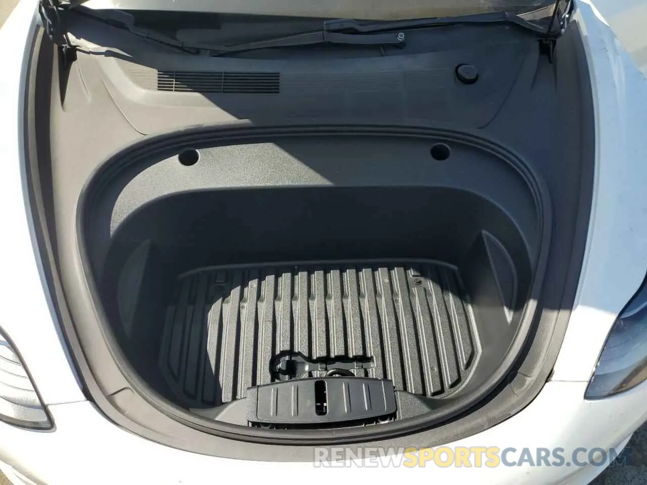 11 Photograph of a damaged car 5YJ3E1EC5MF077493 TESLA MODEL 3 2021