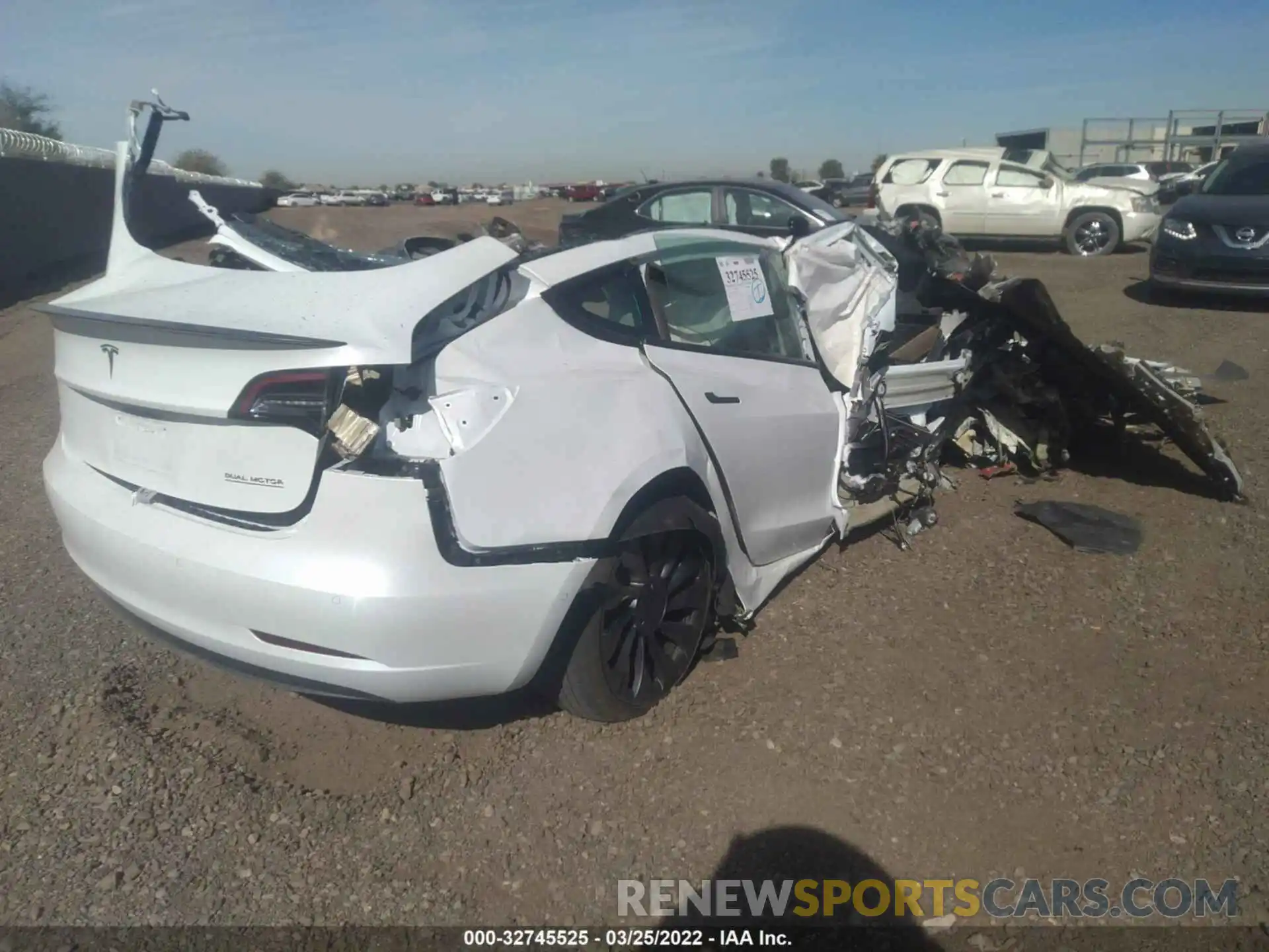 4 Photograph of a damaged car 5YJ3E1EC5MF935948 TESLA MODEL 3 2021