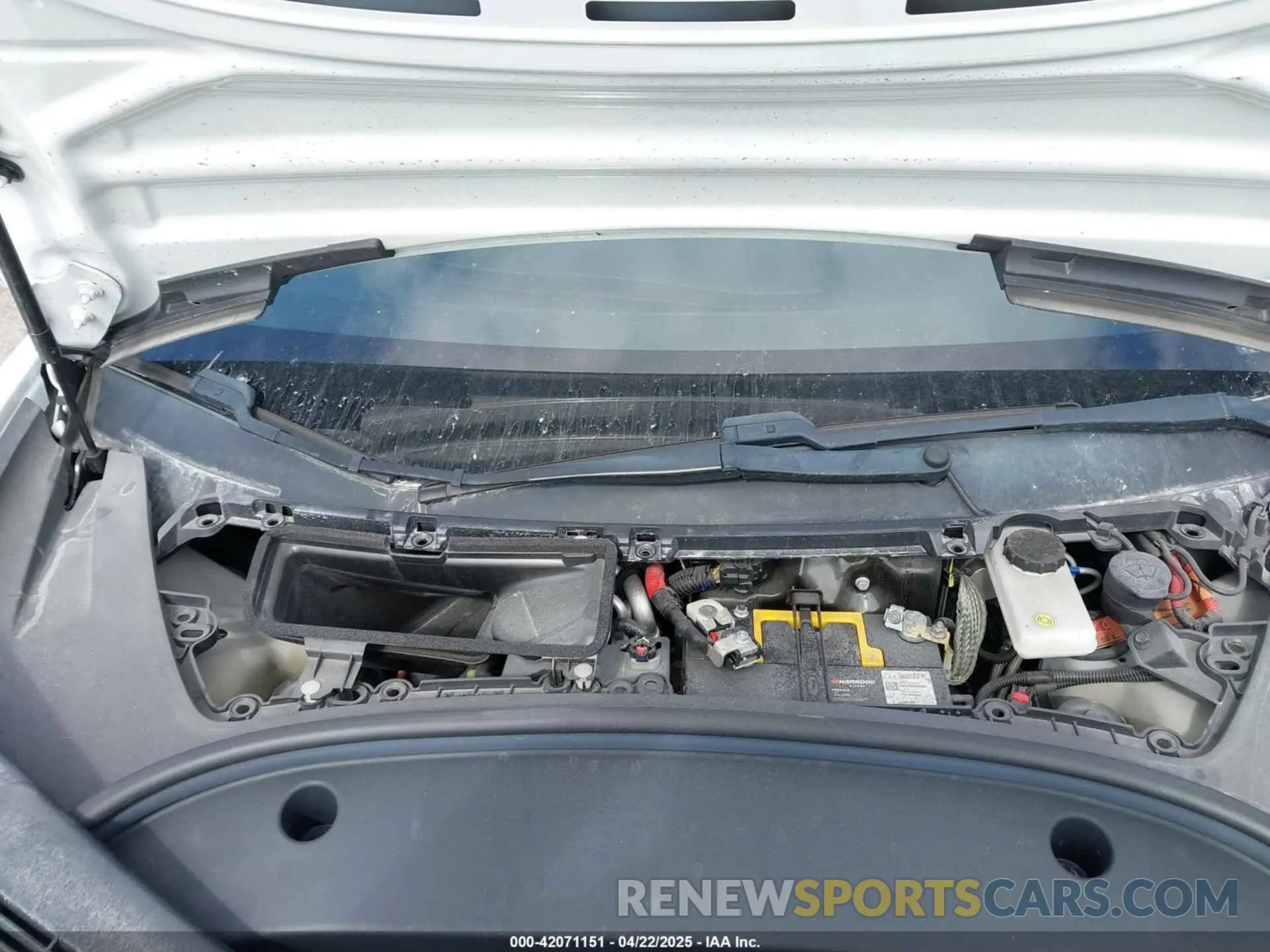 10 Photograph of a damaged car 5YJ3E1EC5MF984891 TESLA MODEL 3 2021