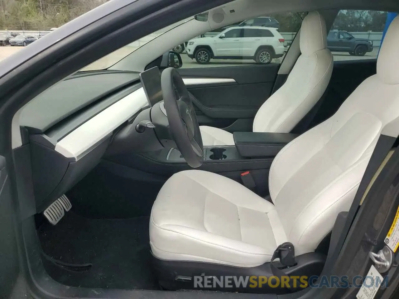 7 Photograph of a damaged car 5YJ3E1EC5MF984986 TESLA MODEL 3 2021