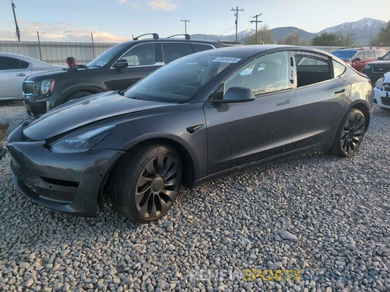 1 Photograph of a damaged car 5YJ3E1EC6MF072920 TESLA MODEL 3 2021