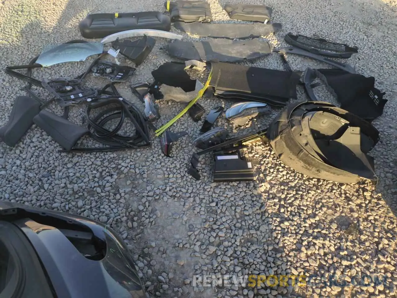 12 Photograph of a damaged car 5YJ3E1EC6MF072920 TESLA MODEL 3 2021