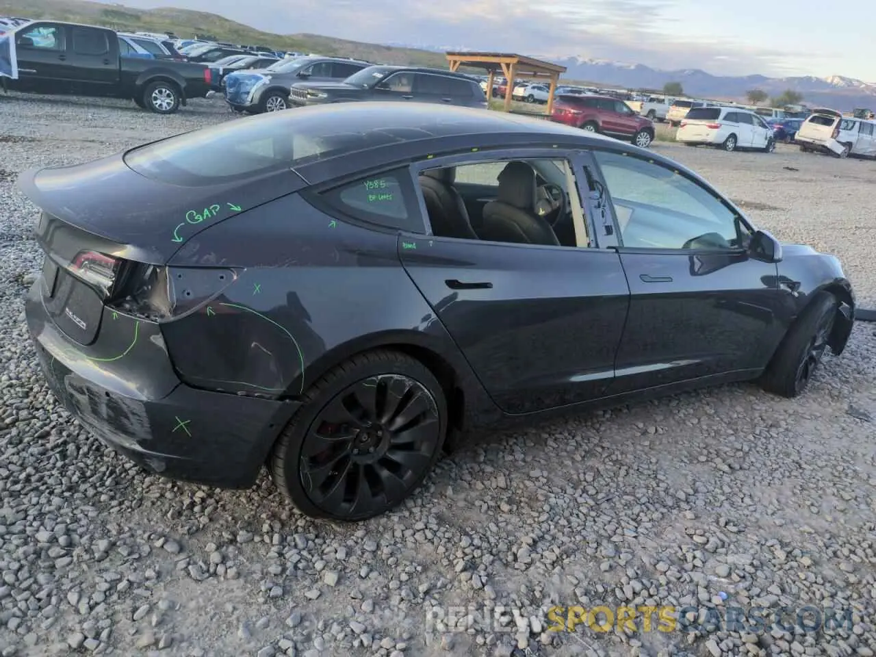 3 Photograph of a damaged car 5YJ3E1EC6MF072920 TESLA MODEL 3 2021