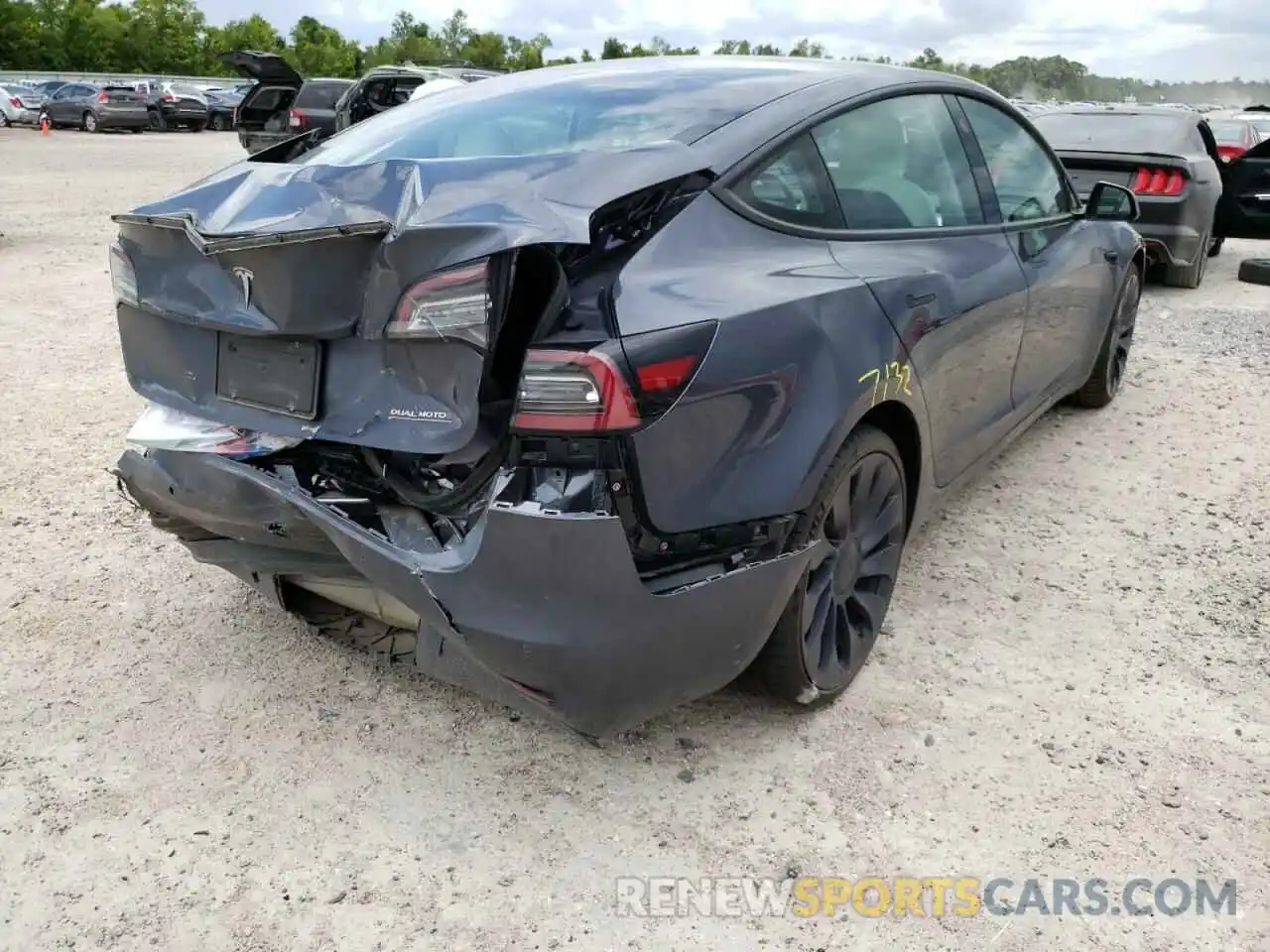 4 Photograph of a damaged car 5YJ3E1EC6MF856367 TESLA MODEL 3 2021