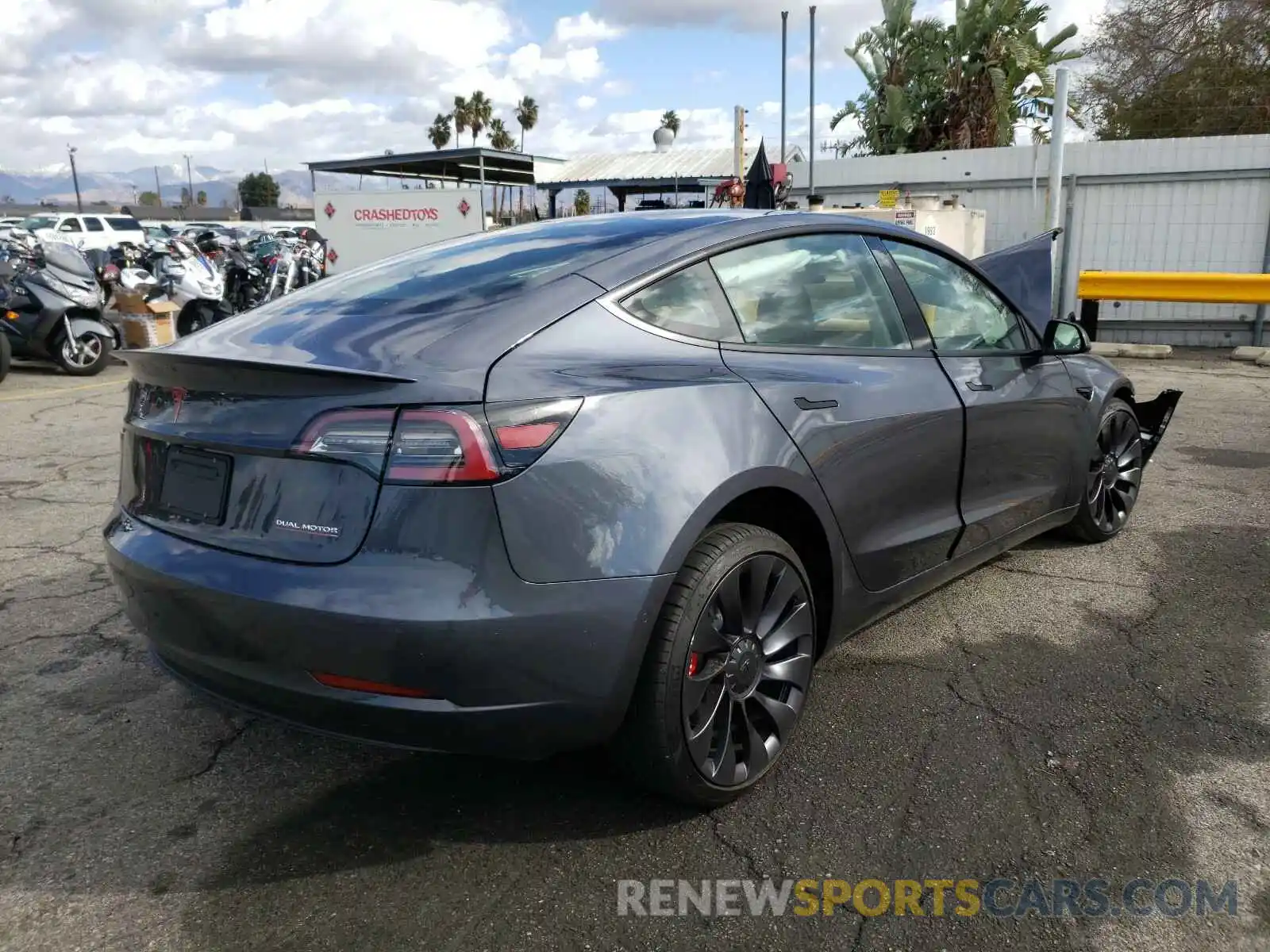 4 Photograph of a damaged car 5YJ3E1EC6MF874335 TESLA MODEL 3 2021