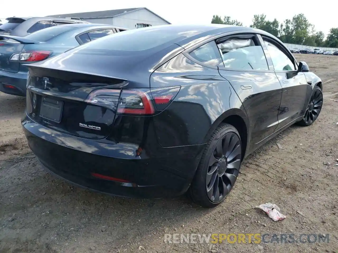 4 Photograph of a damaged car 5YJ3E1EC6MF914249 TESLA MODEL 3 2021