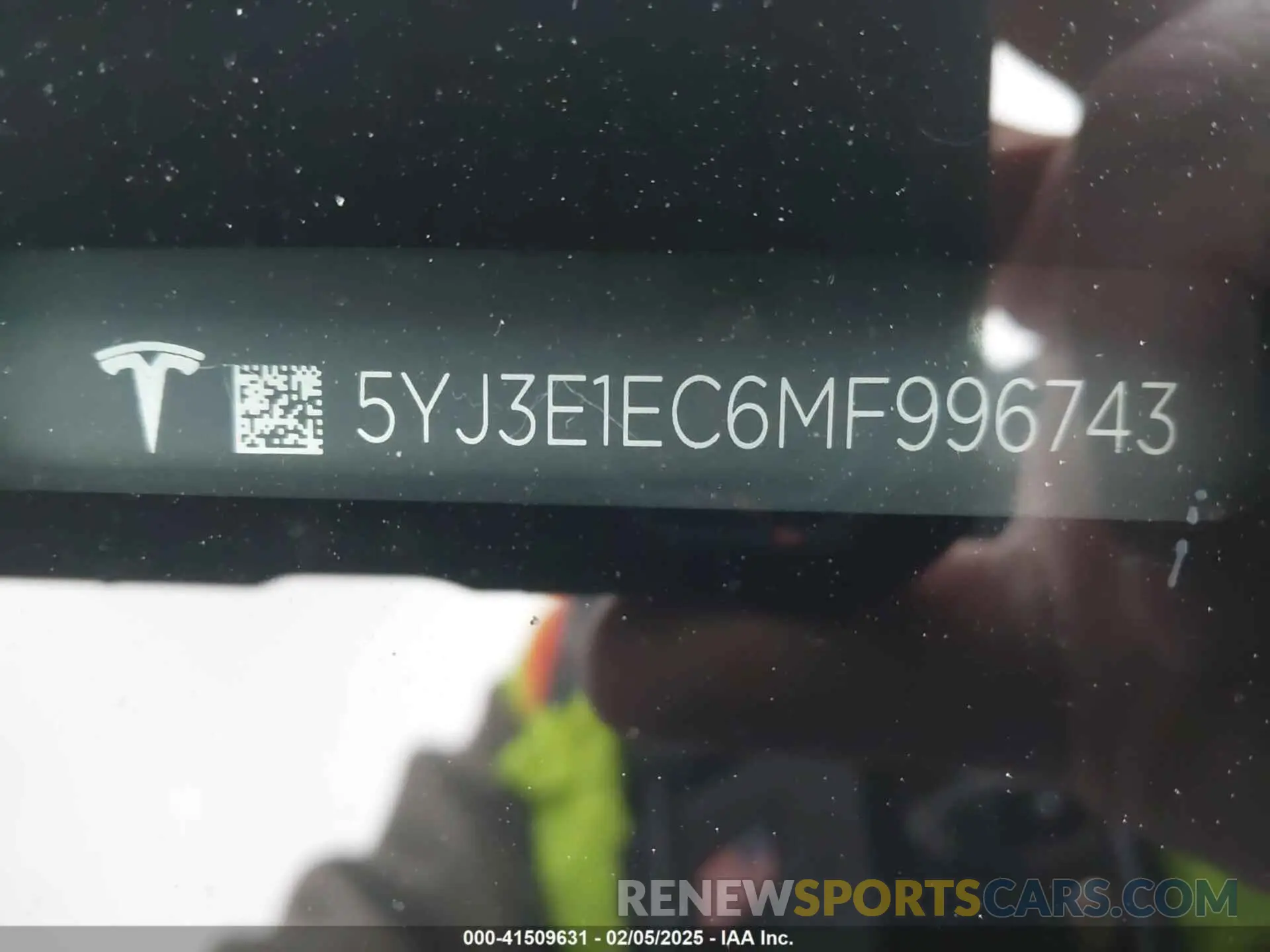 9 Photograph of a damaged car 5YJ3E1EC6MF996743 TESLA MODEL 3 2021