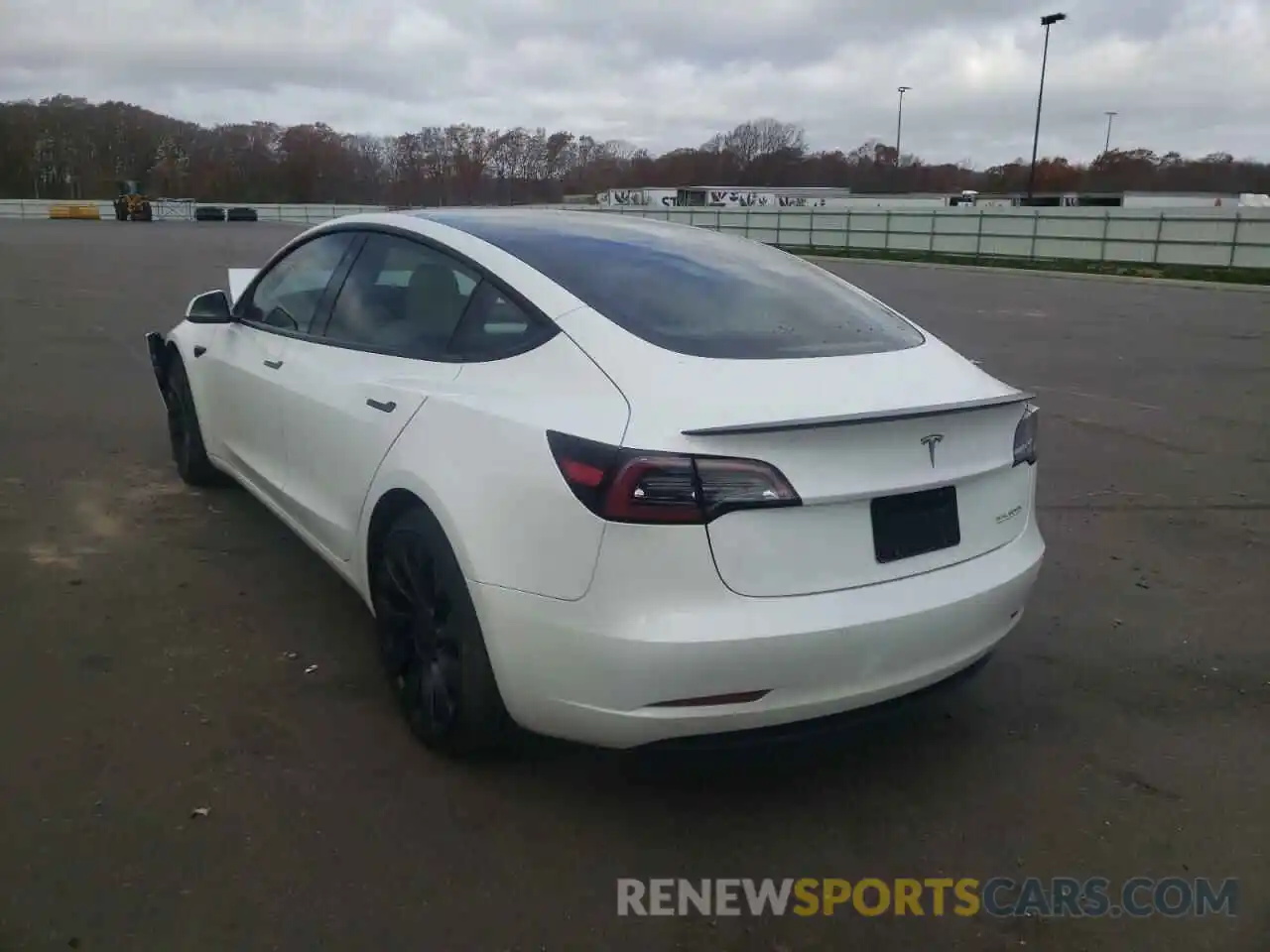 3 Photograph of a damaged car 5YJ3E1EC7MF063434 TESLA MODEL 3 2021