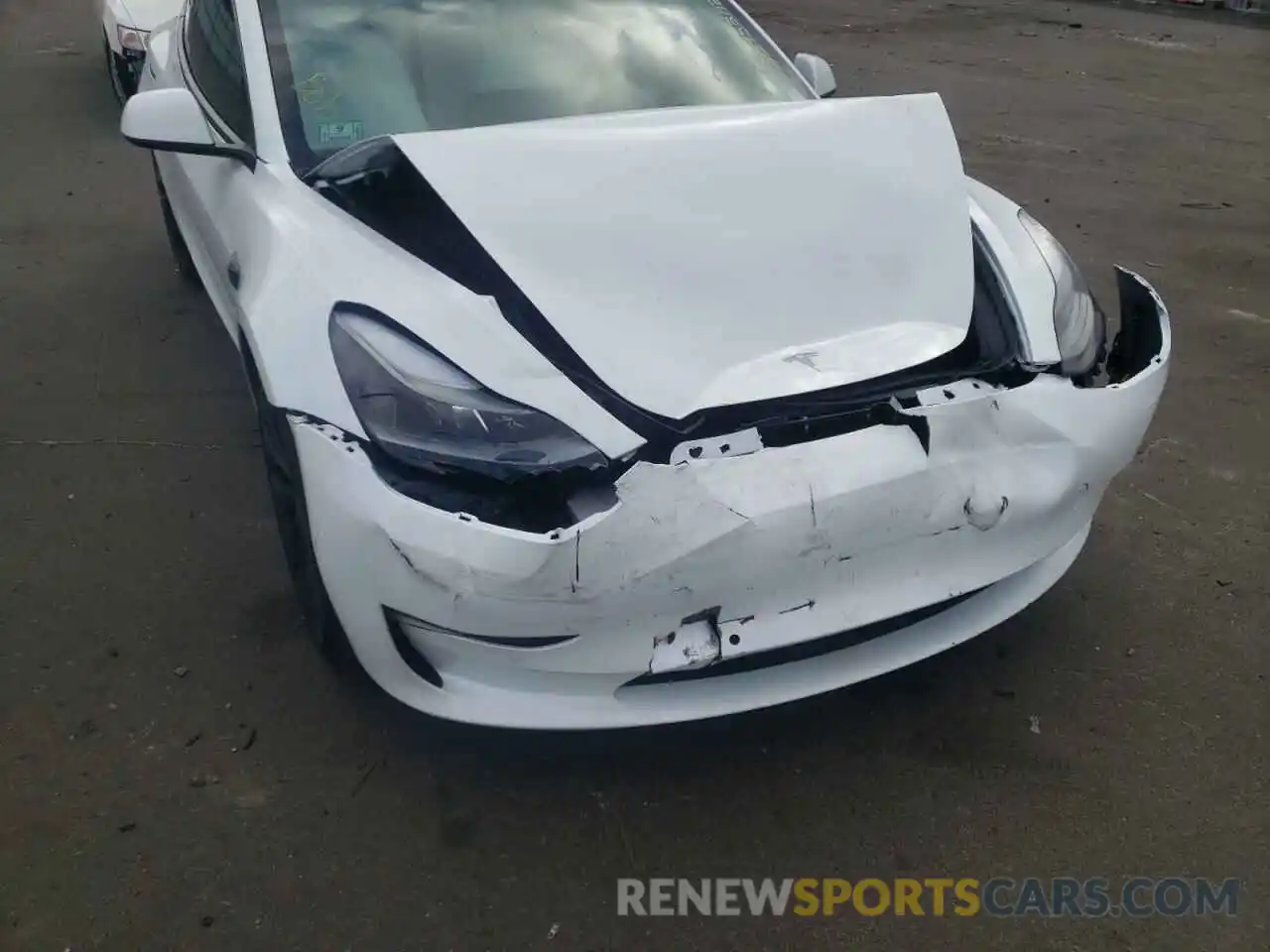 9 Photograph of a damaged car 5YJ3E1EC7MF063434 TESLA MODEL 3 2021