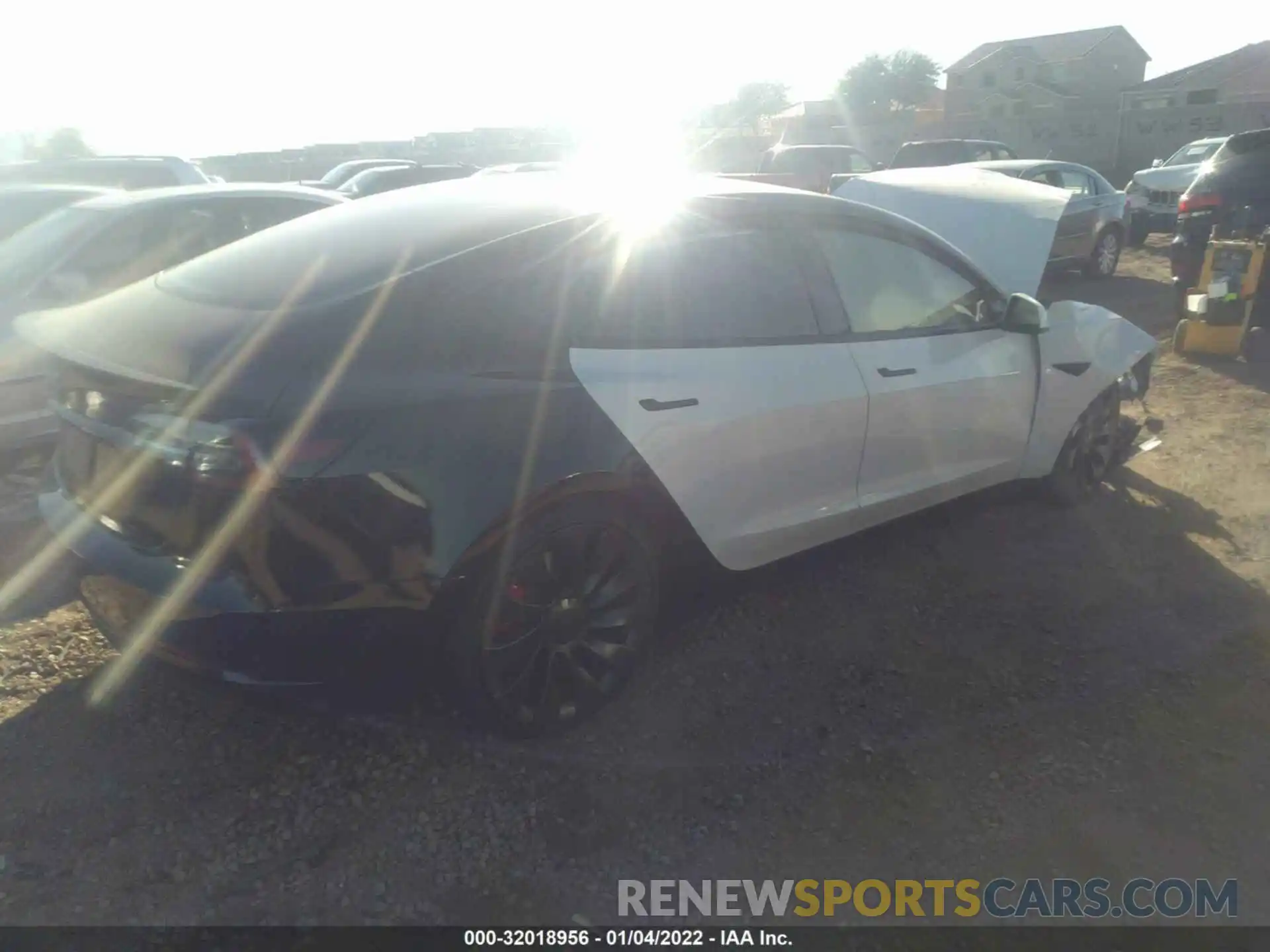 4 Photograph of a damaged car 5YJ3E1EC7MF098006 TESLA MODEL 3 2021