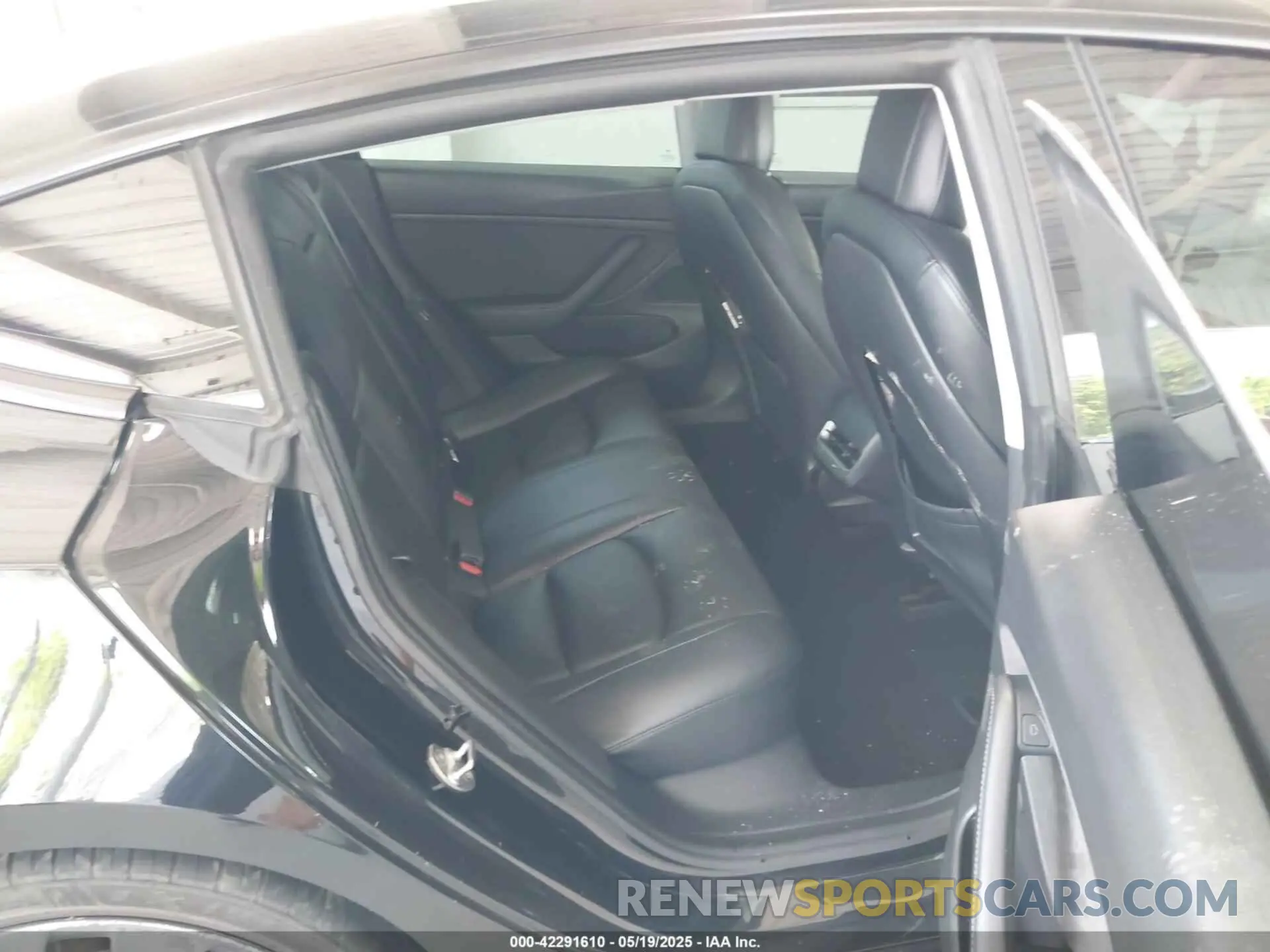 8 Photograph of a damaged car 5YJ3E1EC7MF849489 TESLA MODEL 3 2021