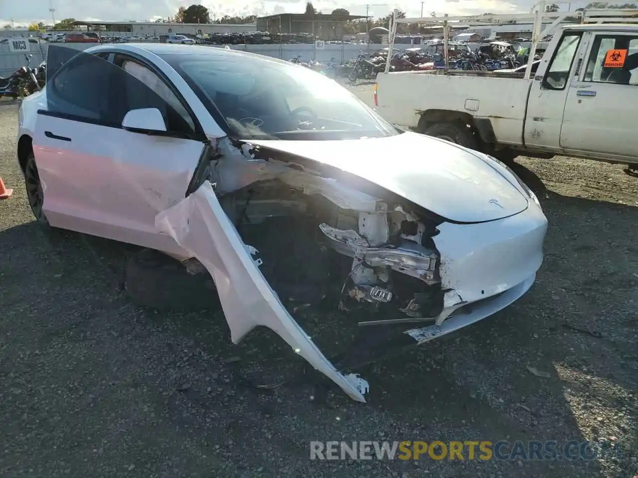 1 Photograph of a damaged car 5YJ3E1EC8MF024299 TESLA MODEL 3 2021