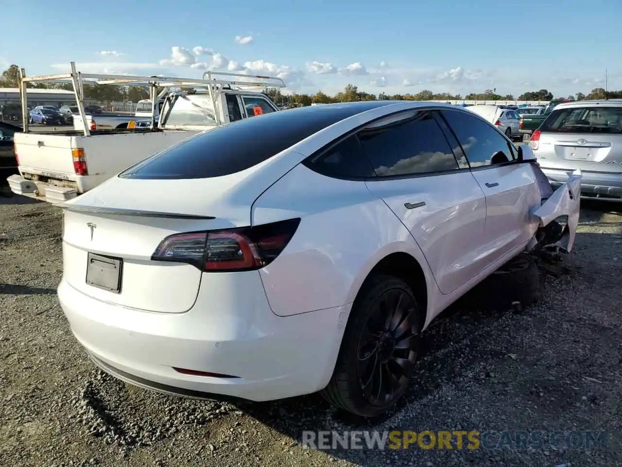 4 Photograph of a damaged car 5YJ3E1EC8MF024299 TESLA MODEL 3 2021