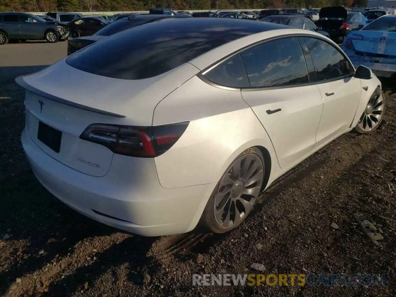 4 Photograph of a damaged car 5YJ3E1EC8MF061157 TESLA MODEL 3 2021