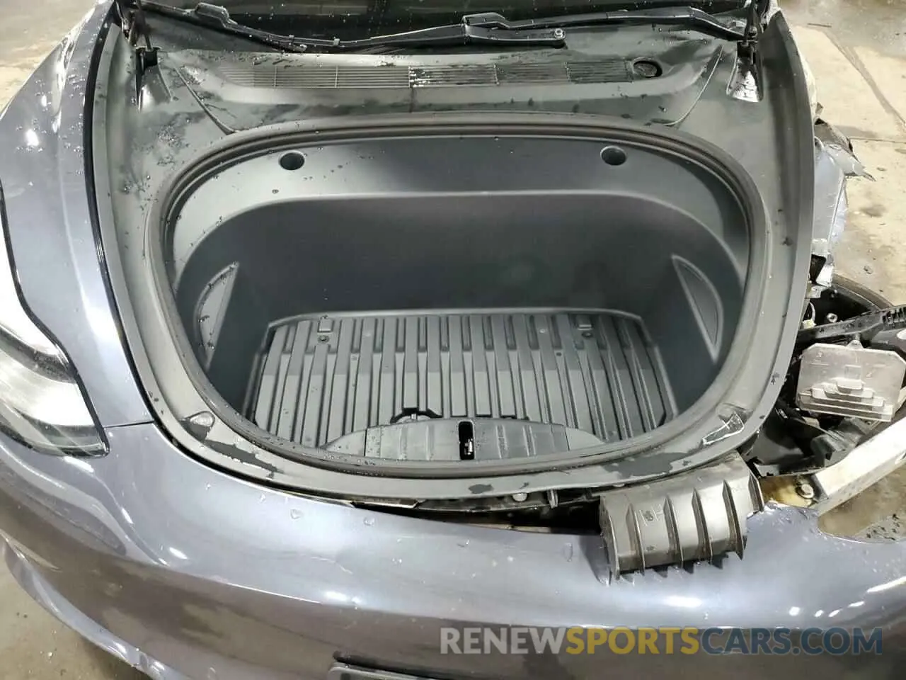 12 Photograph of a damaged car 5YJ3E1EC8MF860680 TESLA MODEL 3 2021