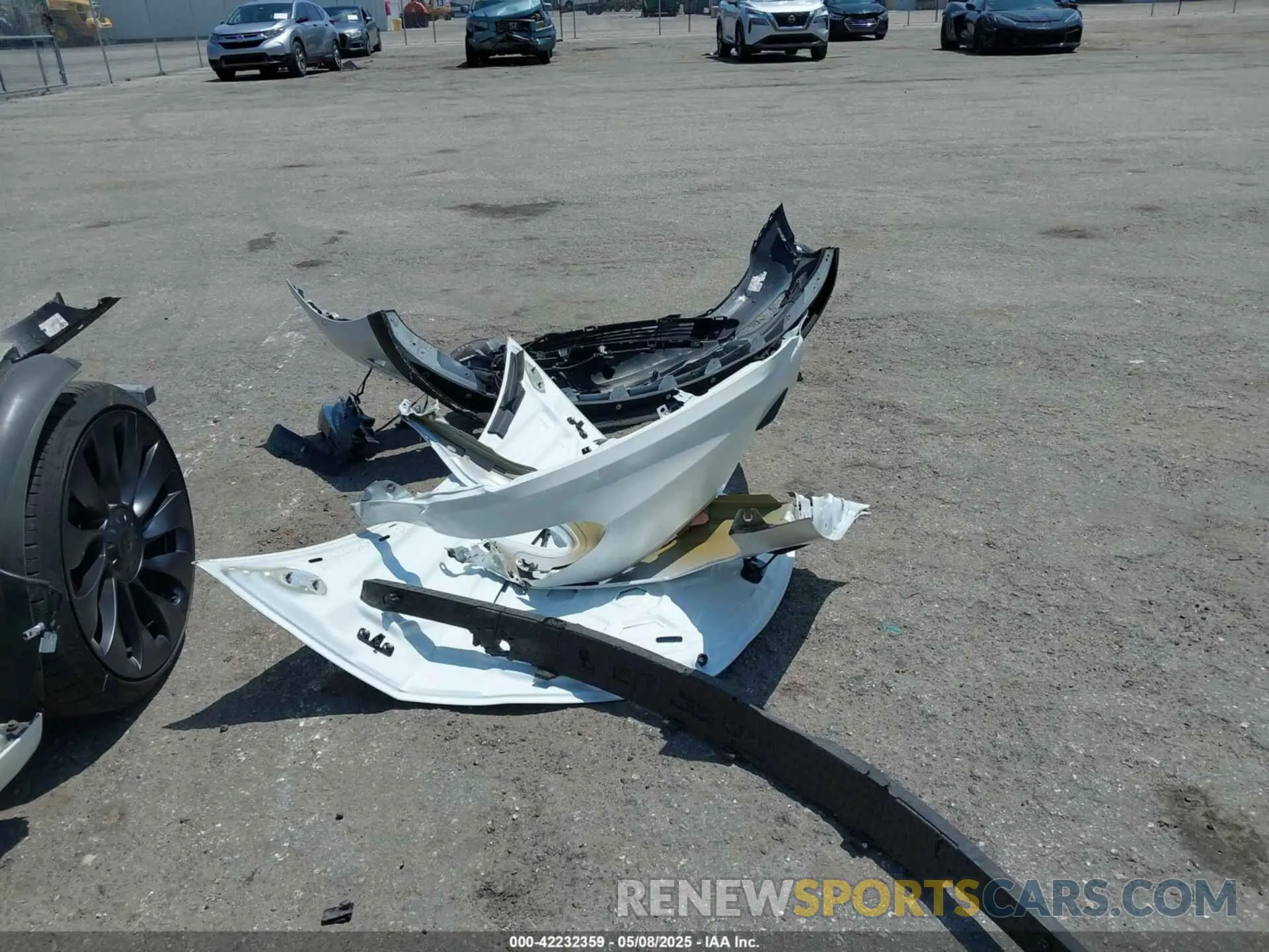 12 Photograph of a damaged car 5YJ3E1EC8MF984920 TESLA MODEL 3 2021