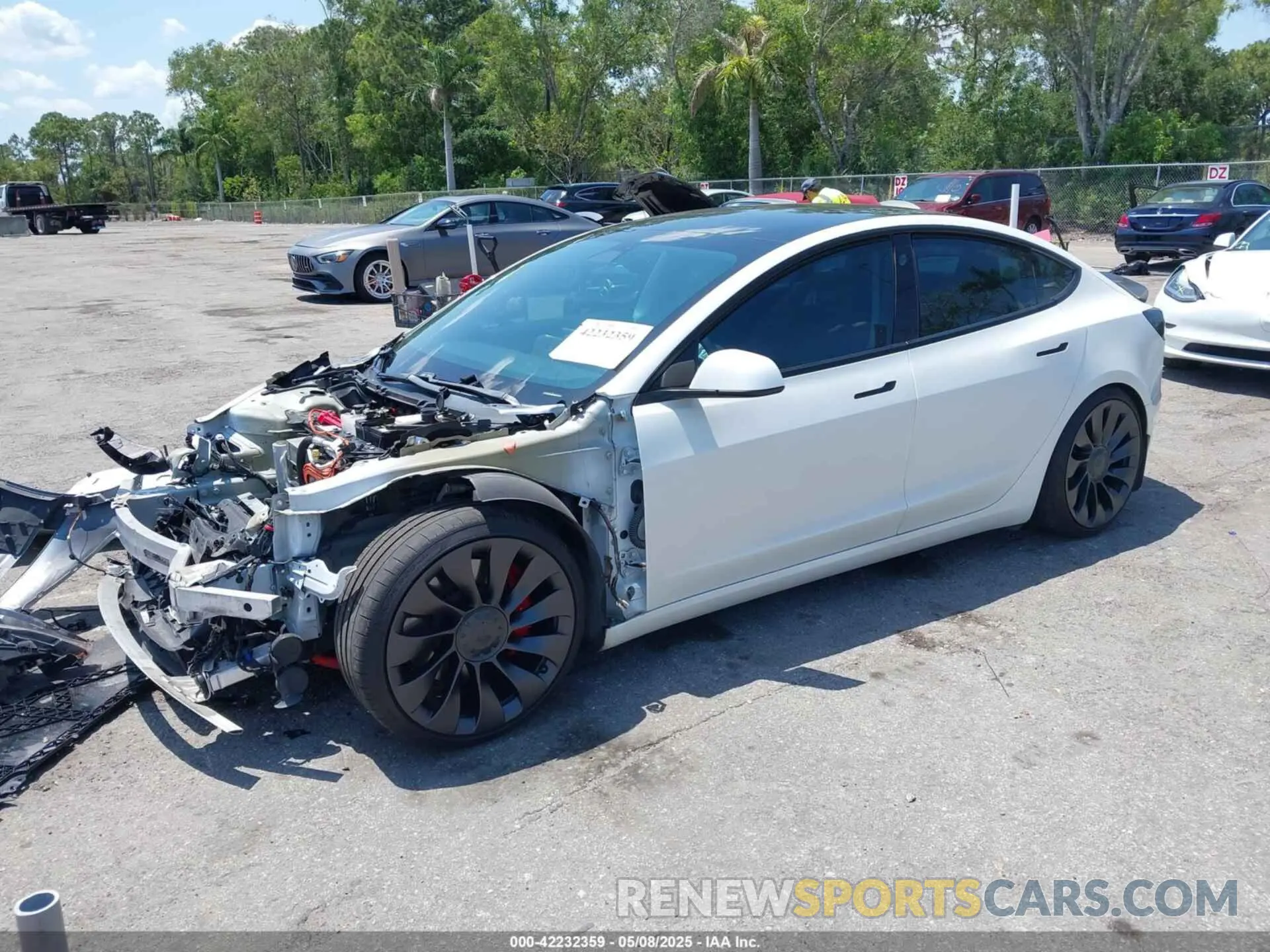 2 Photograph of a damaged car 5YJ3E1EC8MF984920 TESLA MODEL 3 2021
