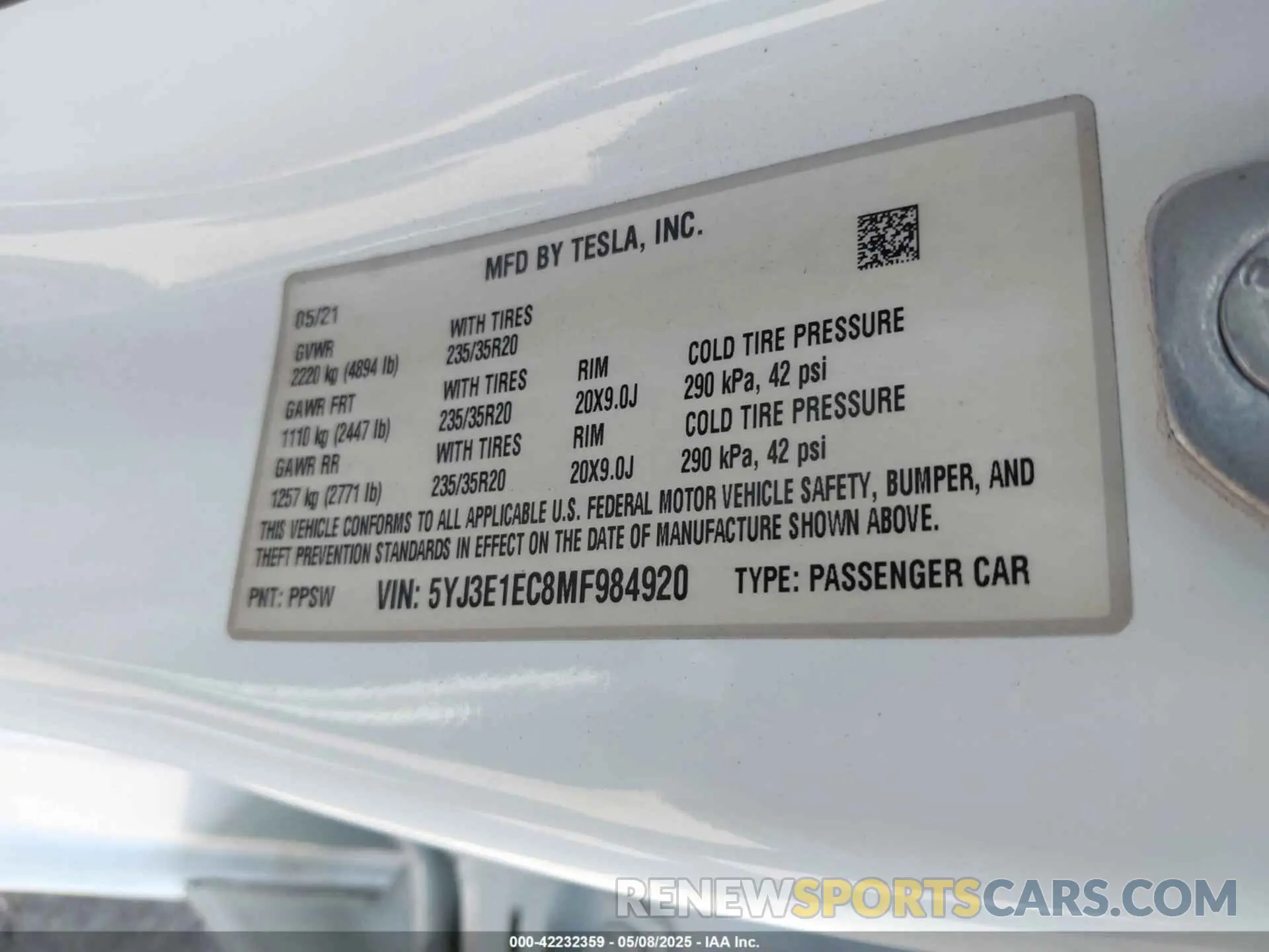 9 Photograph of a damaged car 5YJ3E1EC8MF984920 TESLA MODEL 3 2021