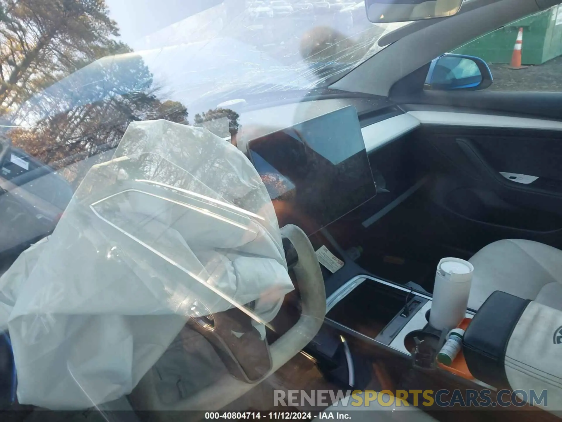17 Photograph of a damaged car 5YJ3E1EC9MF059675 TESLA MODEL 3 2021