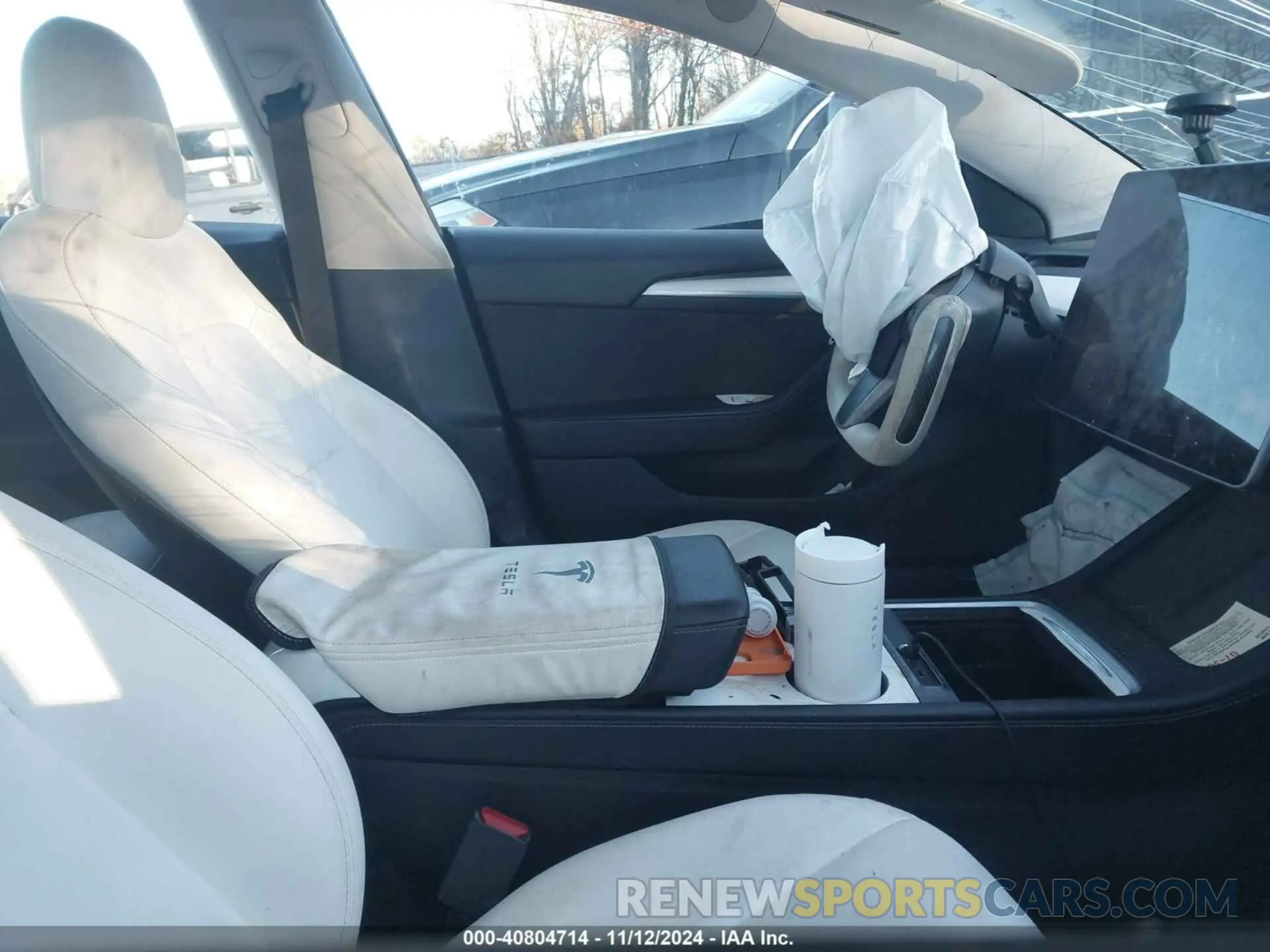 5 Photograph of a damaged car 5YJ3E1EC9MF059675 TESLA MODEL 3 2021